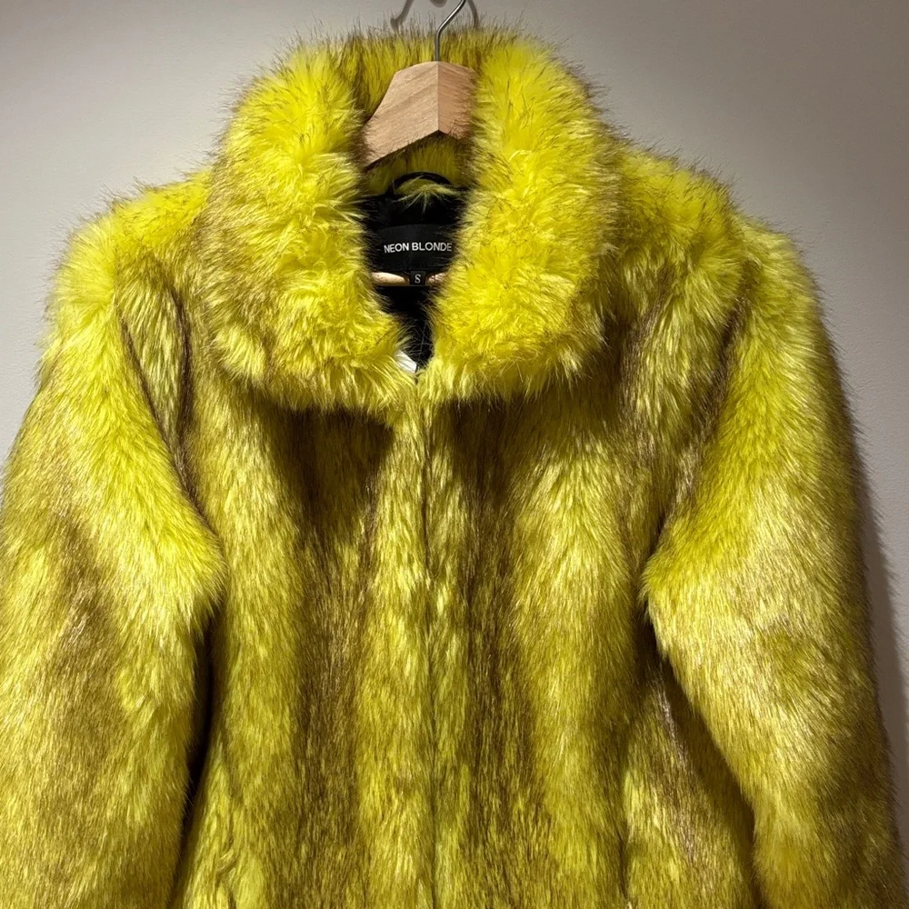 A Little Bit Fabulous, A Lot Va Va Voom | Faux Fur Jacket - Picture 5 of 9